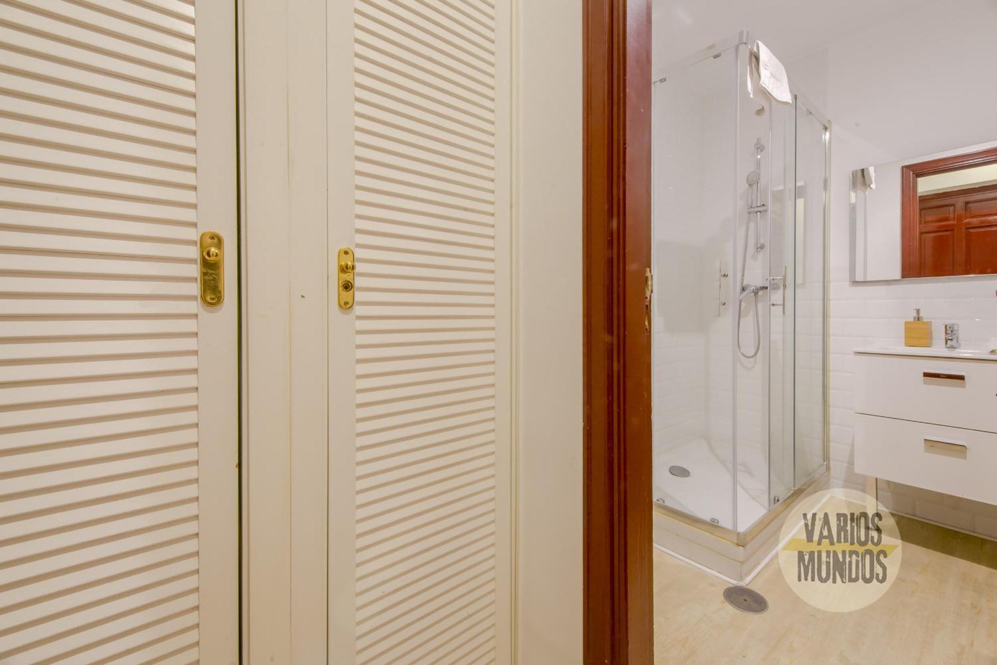 Beautiful Loft Para 3Pax En Huertas-Cortes Madrid Exterior photo