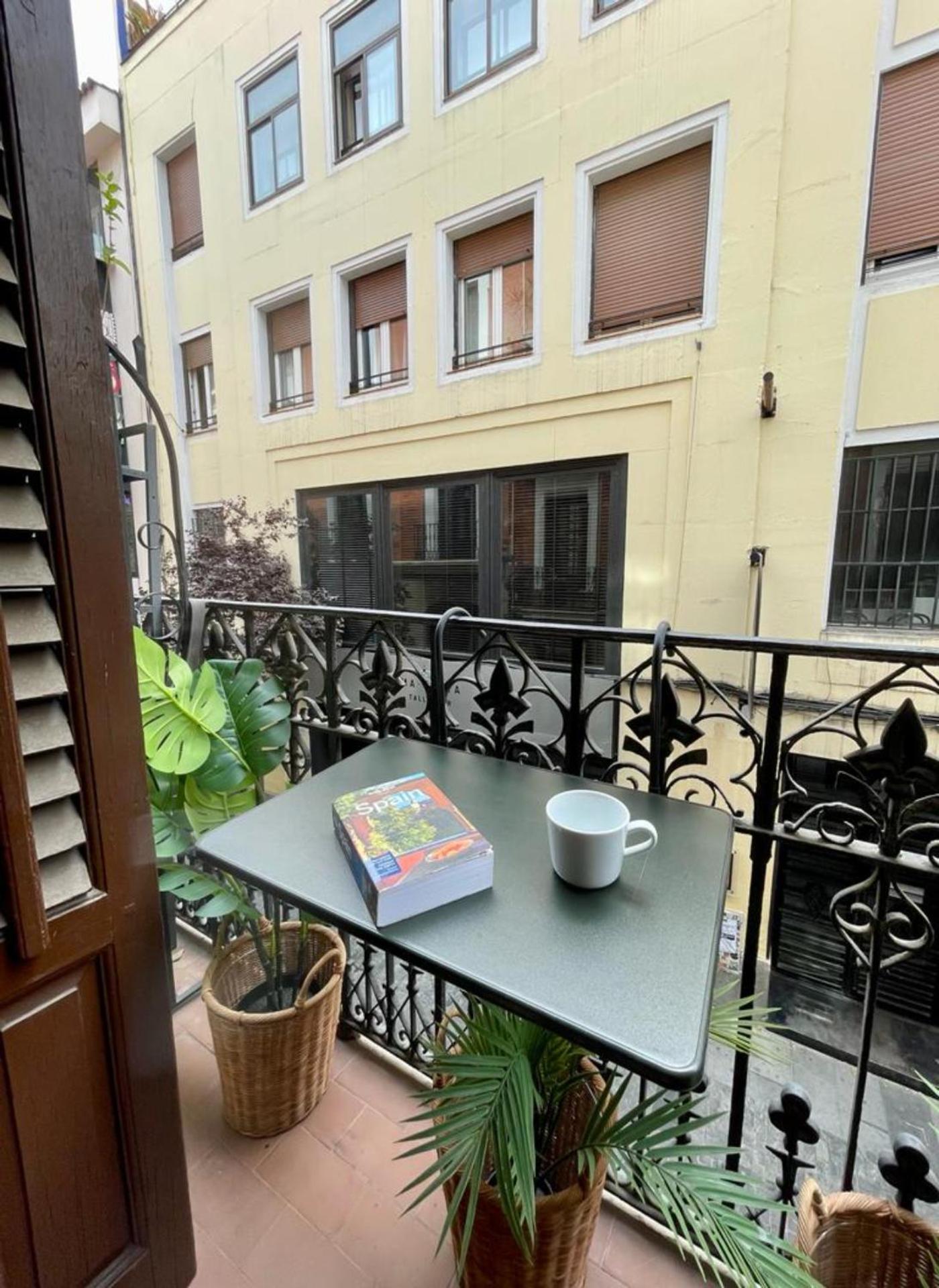 Beautiful Loft Para 3Pax En Huertas-Cortes Madrid Exterior photo